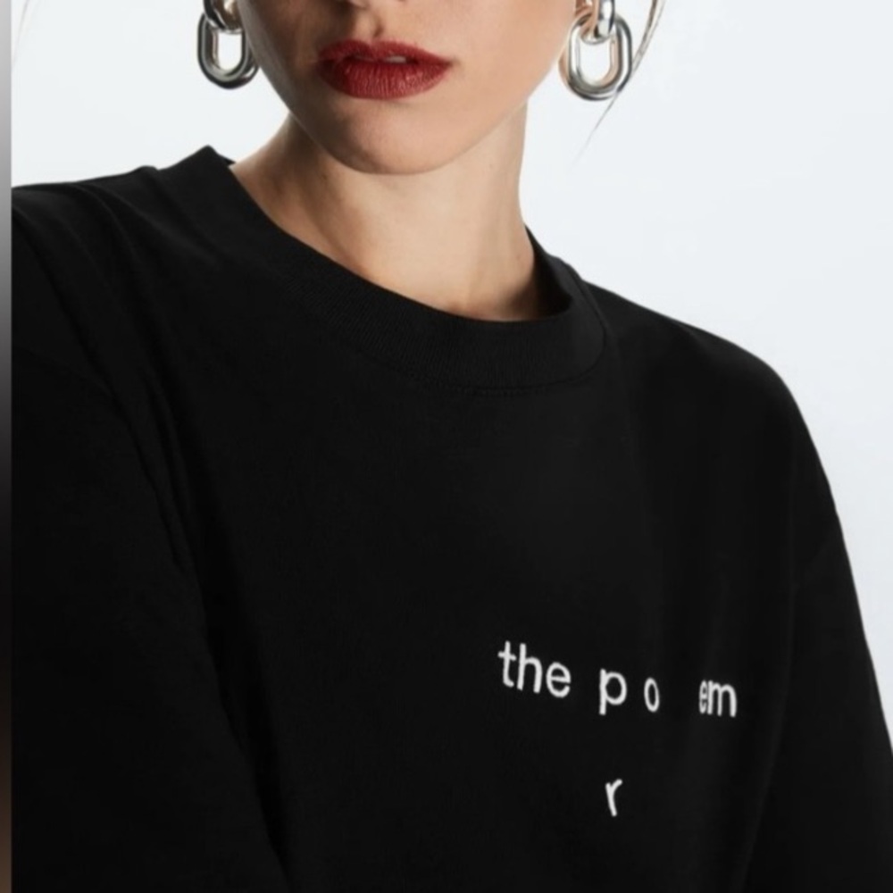 COS ✕ Anatol Knotek T-shirt in Black/ Size XS/S